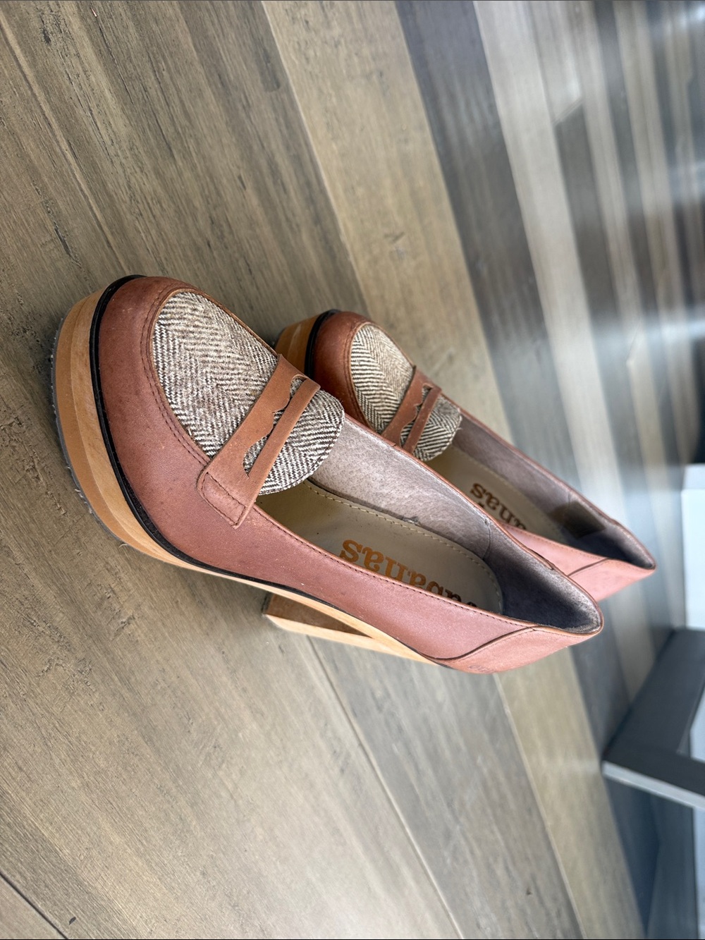 Women's Coral Platform Loafers with Tweed Toe